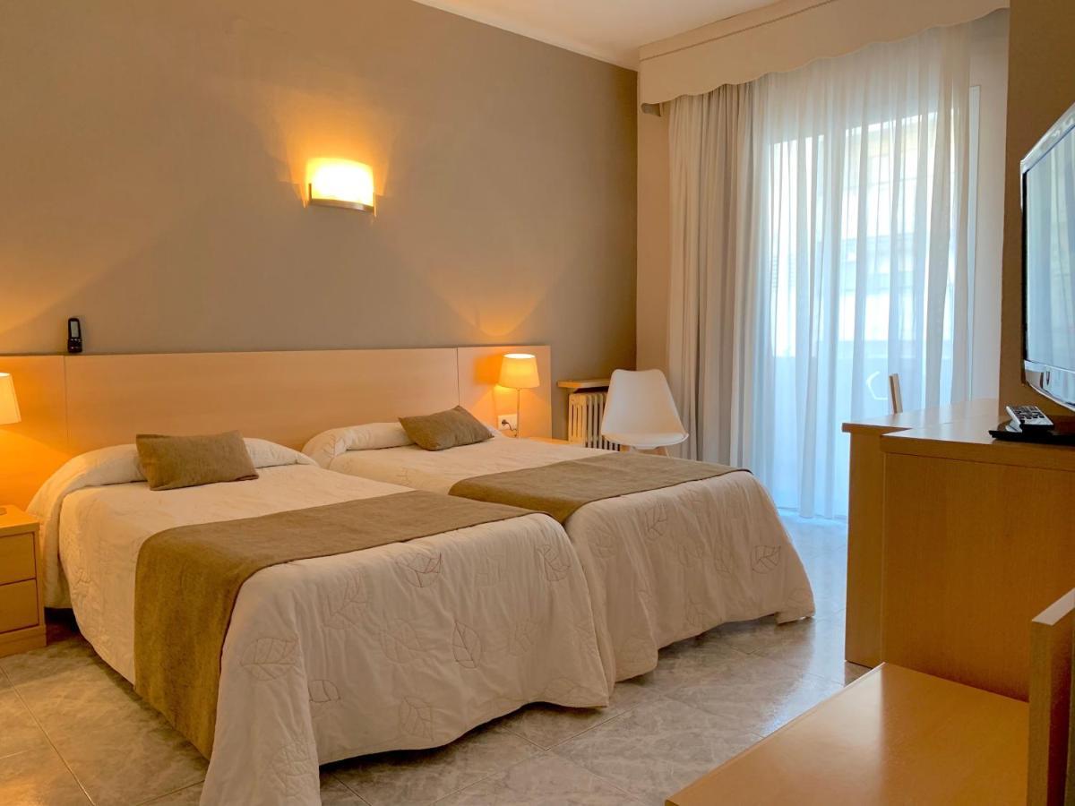 Hotel Restaurant Llansola Sant Carlos de la Ràpita Zewnętrze zdjęcie