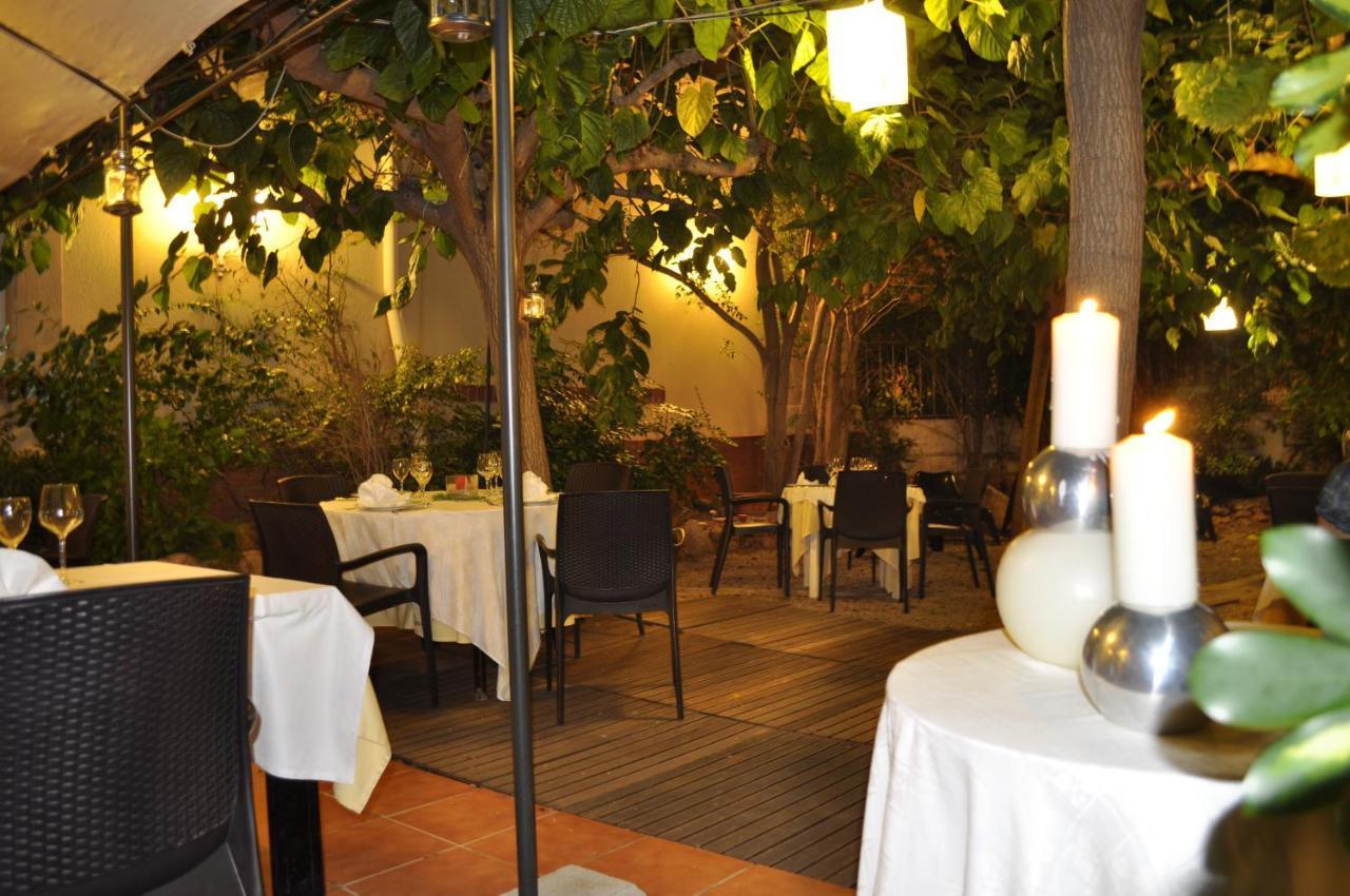 Hotel Restaurant Llansola Sant Carlos de la Ràpita Zewnętrze zdjęcie