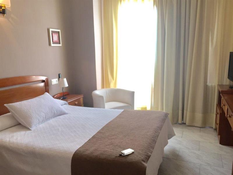 Hotel Restaurant Llansola Sant Carlos de la Ràpita Zewnętrze zdjęcie