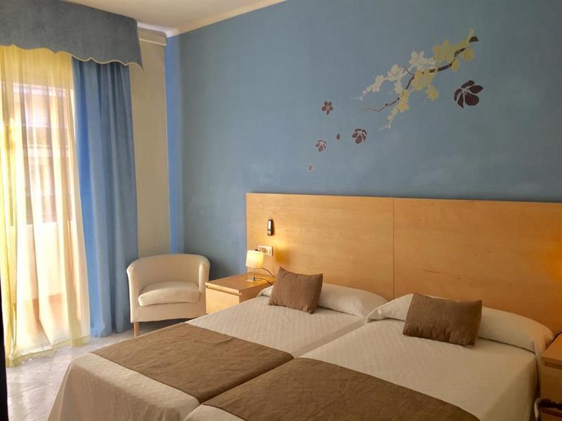 Hotel Restaurant Llansola Sant Carlos de la Ràpita Zewnętrze zdjęcie